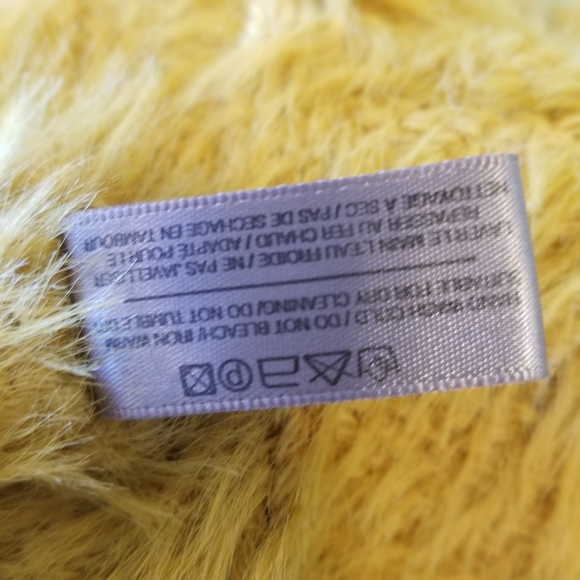 Look By M Fuzzy Poncho Open Cardigan Sweater - Picture 7 of 7